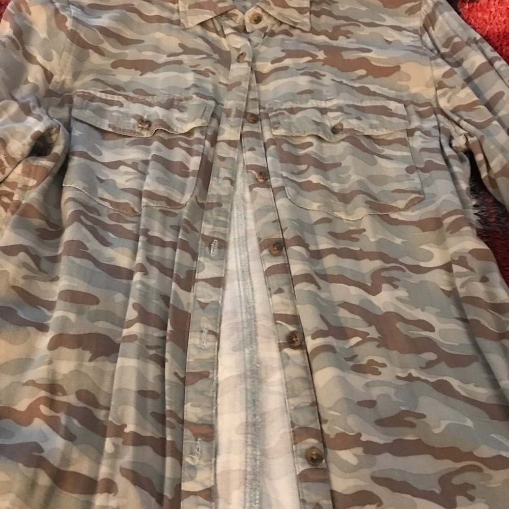Camo button down top - Picture 6 of 6